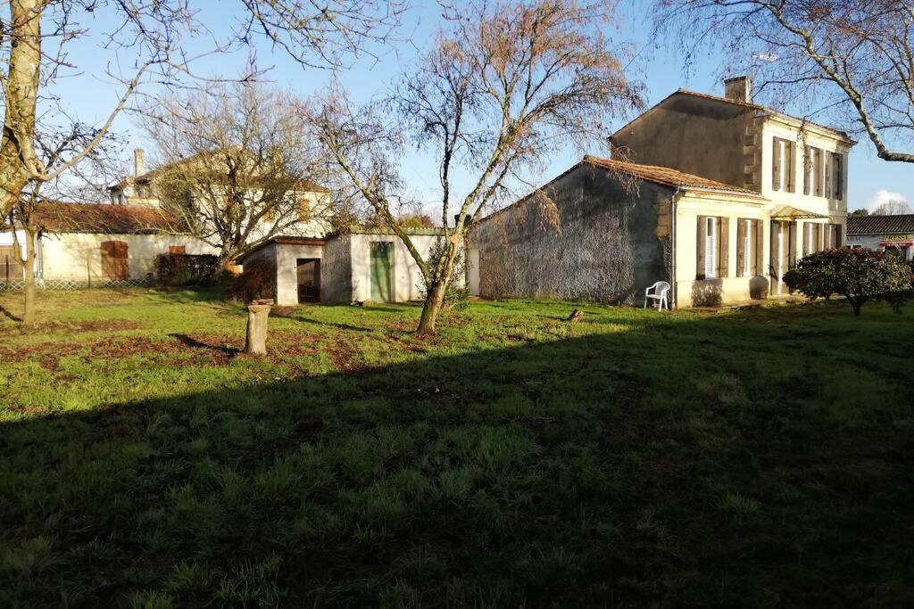 Belle Demeure Avec Espaces Verts Holiday home Gauriac